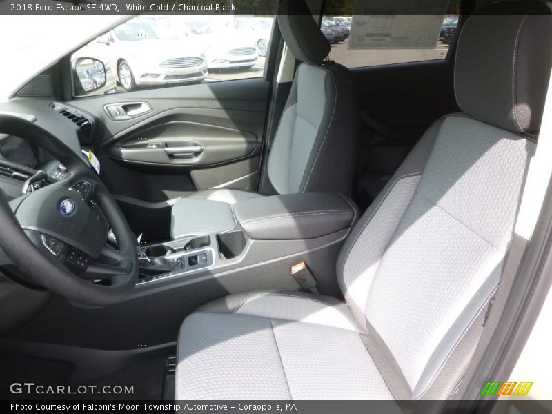 White Gold / Charcoal Black 2018 Ford Escape SE 4WD