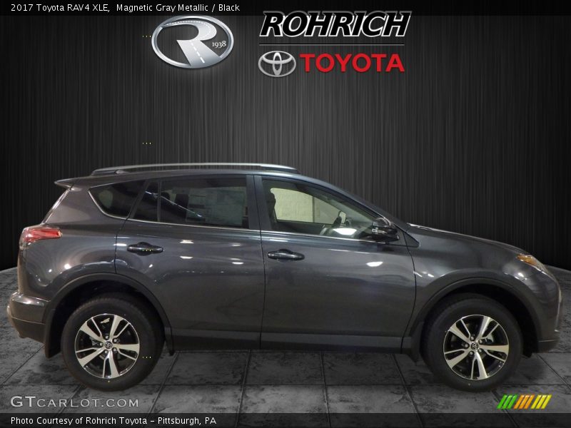 Magnetic Gray Metallic / Black 2017 Toyota RAV4 XLE