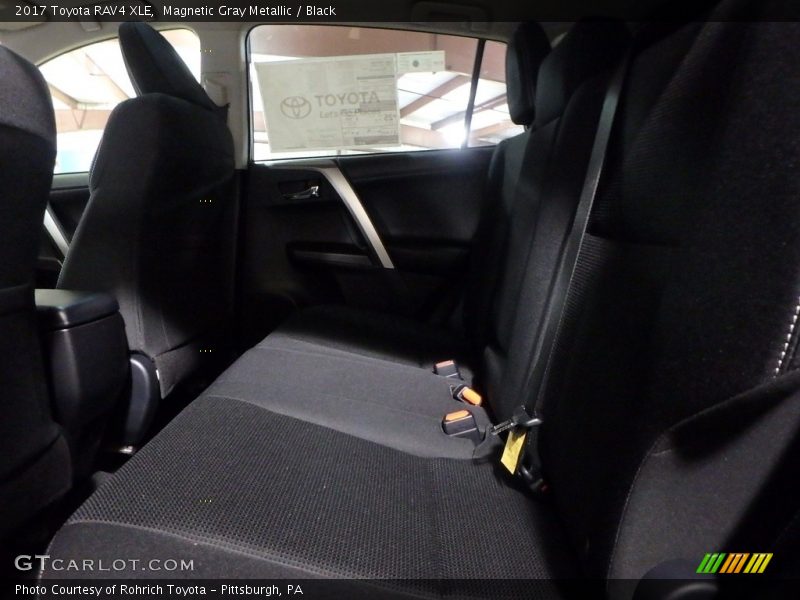 Magnetic Gray Metallic / Black 2017 Toyota RAV4 XLE