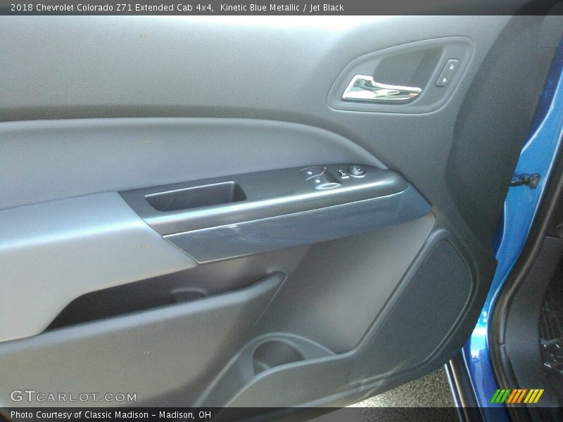 Kinetic Blue Metallic / Jet Black 2018 Chevrolet Colorado Z71 Extended Cab 4x4