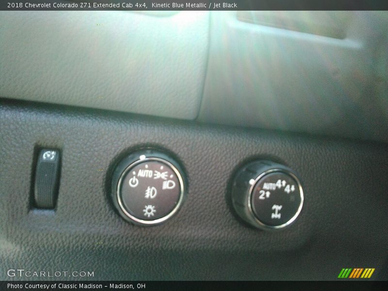 Kinetic Blue Metallic / Jet Black 2018 Chevrolet Colorado Z71 Extended Cab 4x4