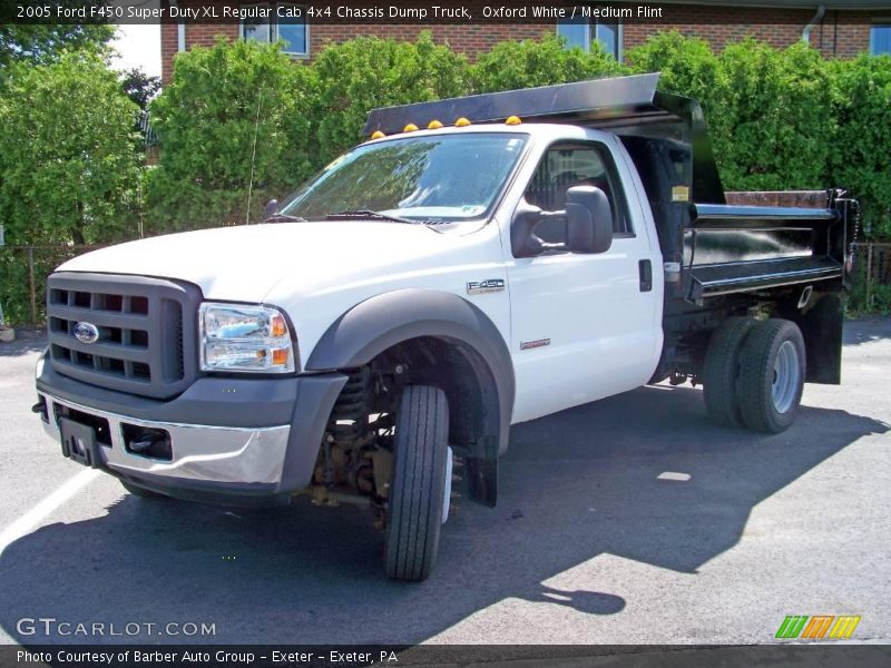 Oxford White / Medium Flint 2005 Ford F450 Super Duty XL Regular Cab 4x4 Chassis Dump Truck