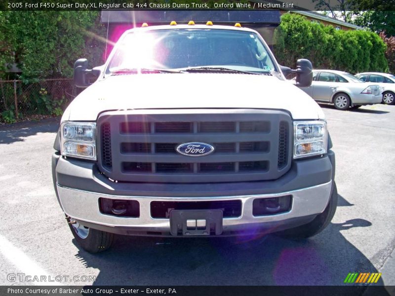 Oxford White / Medium Flint 2005 Ford F450 Super Duty XL Regular Cab 4x4 Chassis Dump Truck