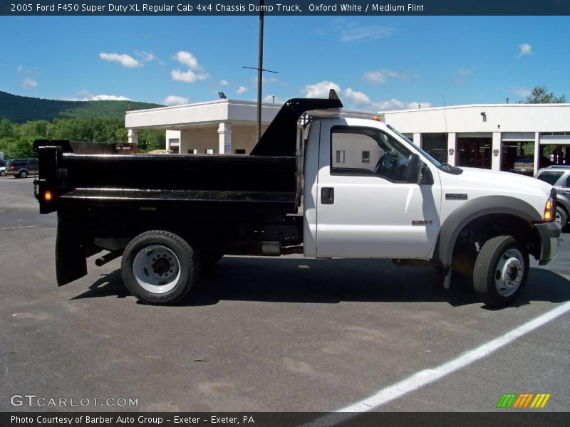 Oxford White / Medium Flint 2005 Ford F450 Super Duty XL Regular Cab 4x4 Chassis Dump Truck