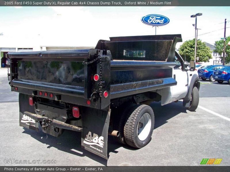 Oxford White / Medium Flint 2005 Ford F450 Super Duty XL Regular Cab 4x4 Chassis Dump Truck