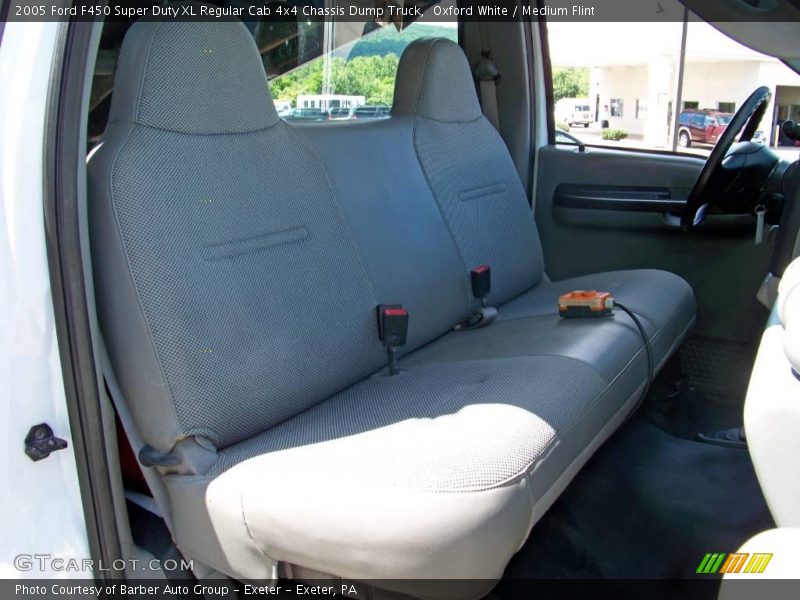 Oxford White / Medium Flint 2005 Ford F450 Super Duty XL Regular Cab 4x4 Chassis Dump Truck