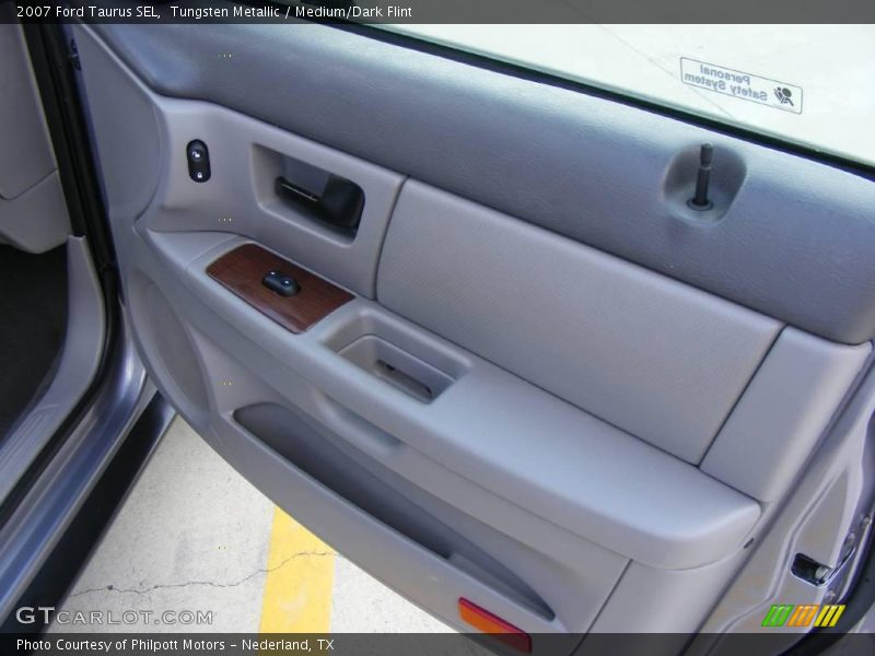 Tungsten Metallic / Medium/Dark Flint 2007 Ford Taurus SEL