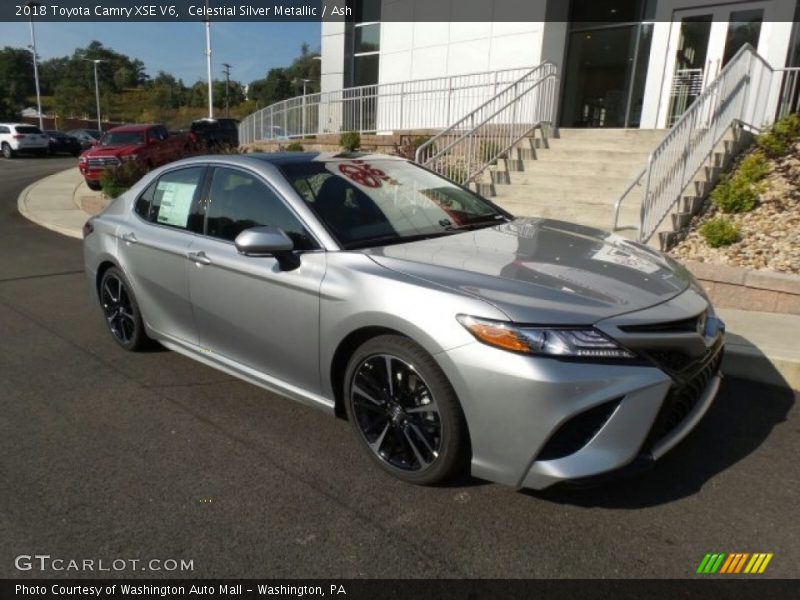Front 3/4 View of 2018 Camry XSE V6
