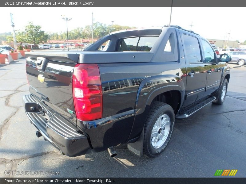 Black / Ebony 2011 Chevrolet Avalanche LT 4x4