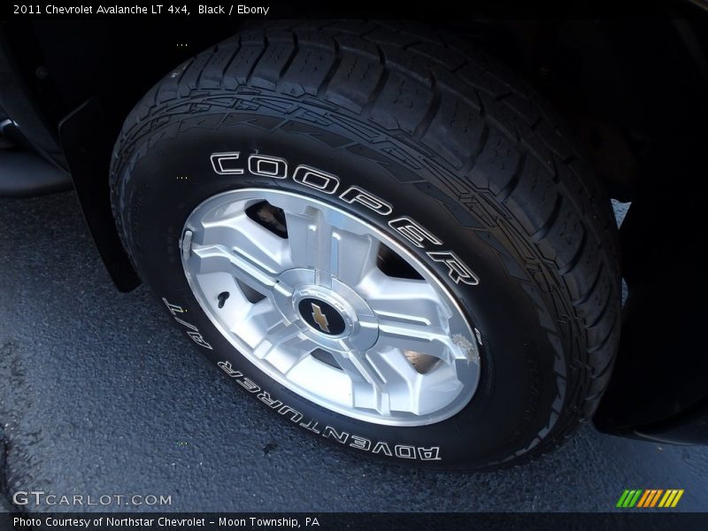Black / Ebony 2011 Chevrolet Avalanche LT 4x4