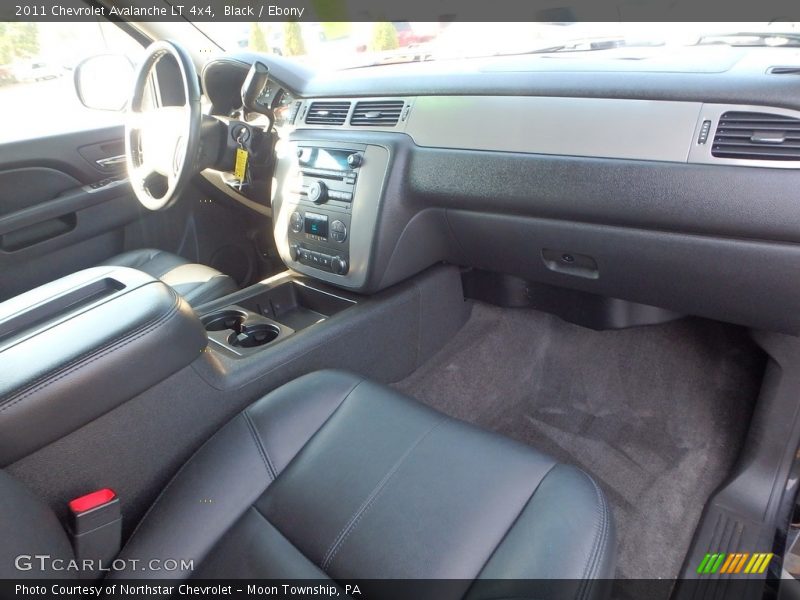 Black / Ebony 2011 Chevrolet Avalanche LT 4x4