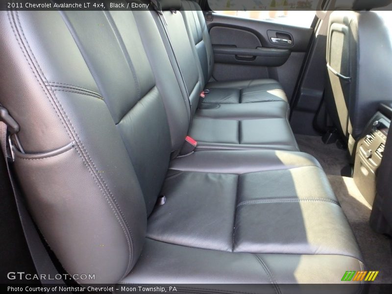 Black / Ebony 2011 Chevrolet Avalanche LT 4x4