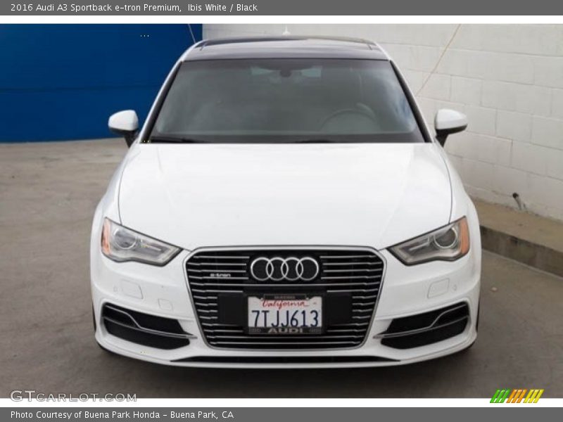 Ibis White / Black 2016 Audi A3 Sportback e-tron Premium