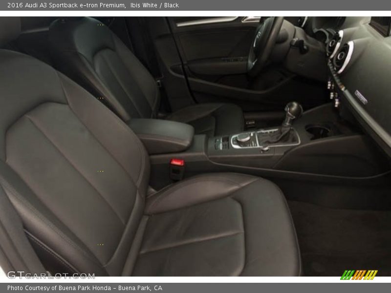 Ibis White / Black 2016 Audi A3 Sportback e-tron Premium