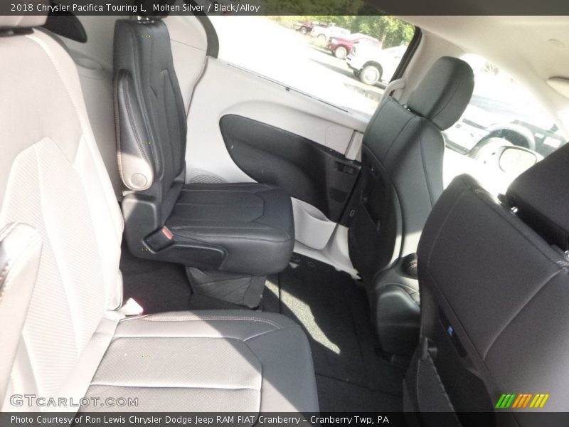 Molten Silver / Black/Alloy 2018 Chrysler Pacifica Touring L