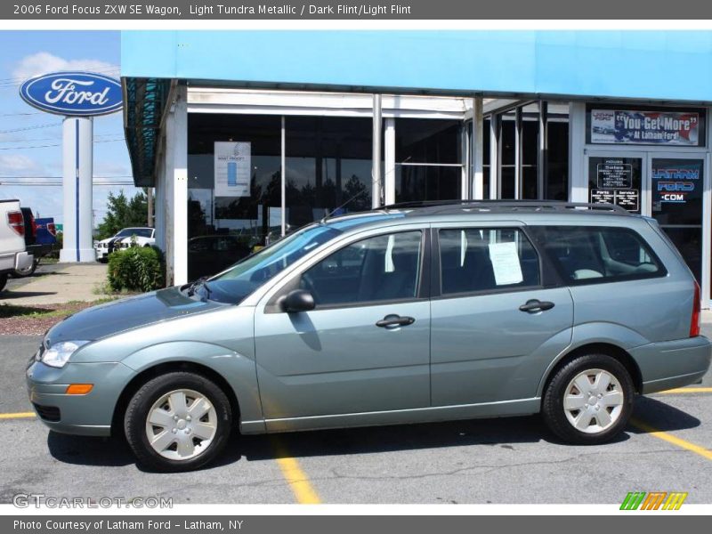 Light Tundra Metallic / Dark Flint/Light Flint 2006 Ford Focus ZXW SE Wagon