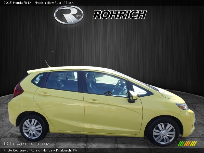 Mystic Yellow Pearl / Black 2015 Honda Fit LX