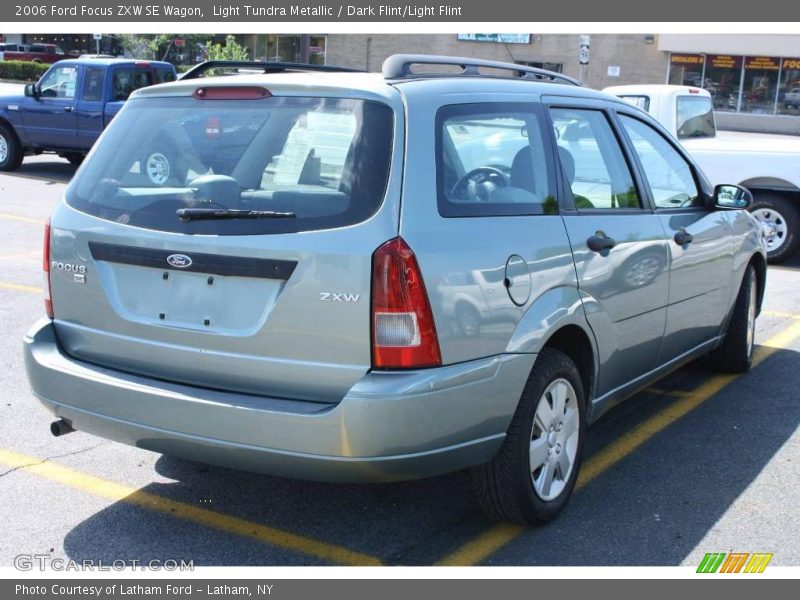 Light Tundra Metallic / Dark Flint/Light Flint 2006 Ford Focus ZXW SE Wagon