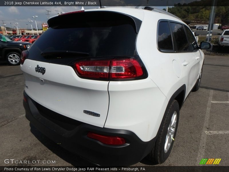 Bright White / Black 2018 Jeep Cherokee Latitude 4x4