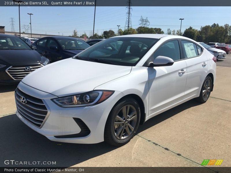 Quartz White Pearl / Black 2018 Hyundai Elantra SEL