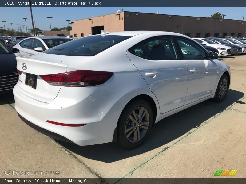 Quartz White Pearl / Black 2018 Hyundai Elantra SEL