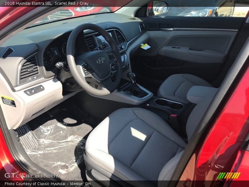 Scarlet Red / Gray 2018 Hyundai Elantra SEL
