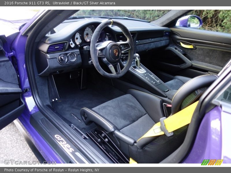  2016 911 GT3 RS Black/GT Silver Alcantara Interior