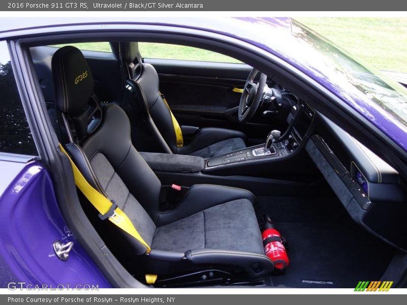 Front Seat of 2016 911 GT3 RS