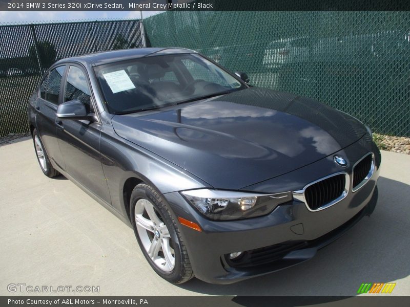 Mineral Grey Metallic / Black 2014 BMW 3 Series 320i xDrive Sedan
