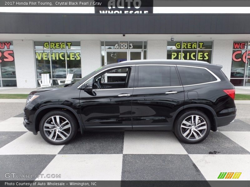 Crystal Black Pearl / Gray 2017 Honda Pilot Touring