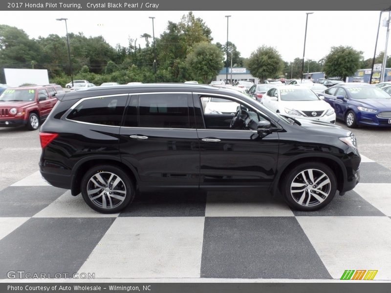 Crystal Black Pearl / Gray 2017 Honda Pilot Touring