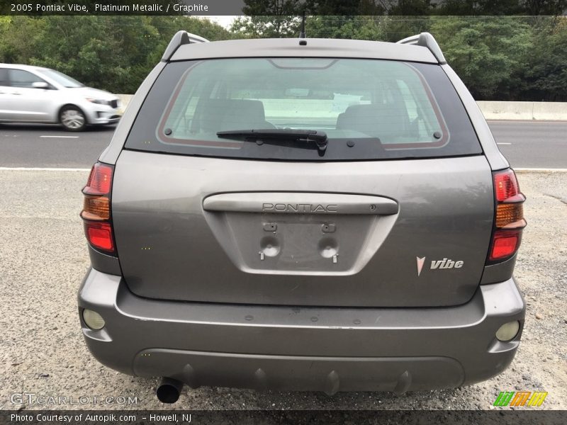 Platinum Metallic / Graphite 2005 Pontiac Vibe