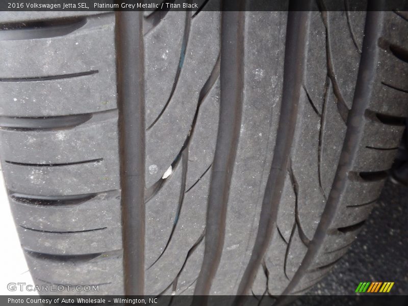 Platinum Grey Metallic / Titan Black 2016 Volkswagen Jetta SEL