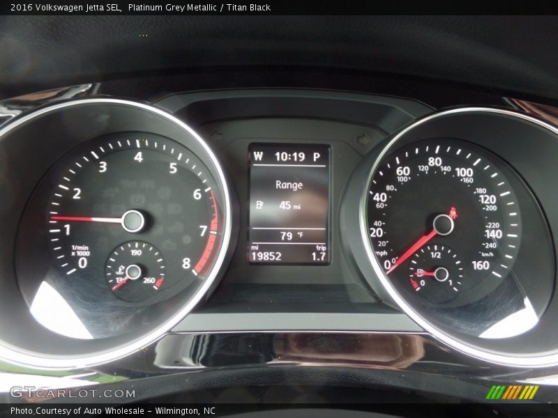 Platinum Grey Metallic / Titan Black 2016 Volkswagen Jetta SEL