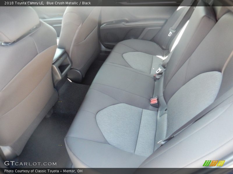 Blue Crush Metallic / Black 2018 Toyota Camry LE