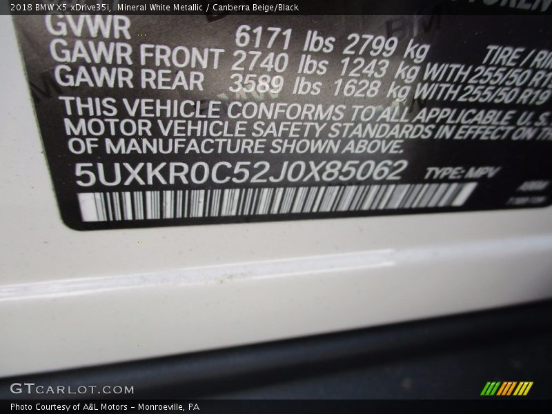 Mineral White Metallic / Canberra Beige/Black 2018 BMW X5 xDrive35i