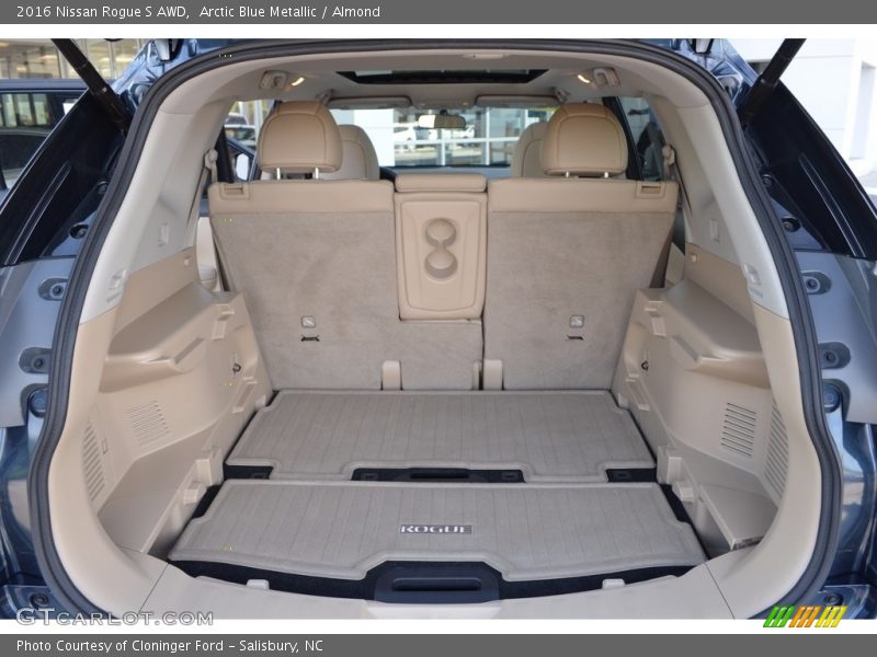 Arctic Blue Metallic / Almond 2016 Nissan Rogue S AWD