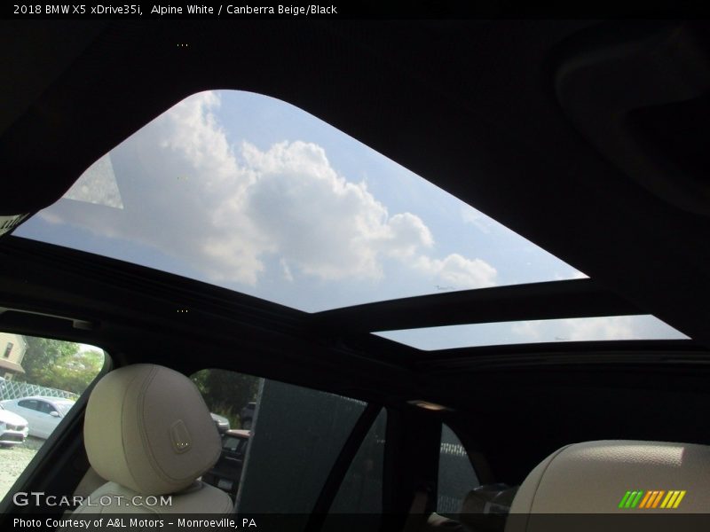Alpine White / Canberra Beige/Black 2018 BMW X5 xDrive35i