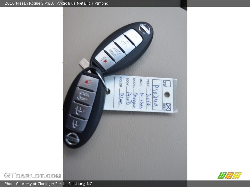 Arctic Blue Metallic / Almond 2016 Nissan Rogue S AWD