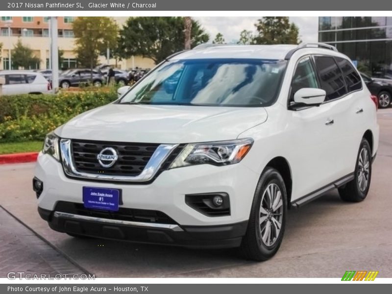 Glacier White / Charcoal 2017 Nissan Pathfinder SL