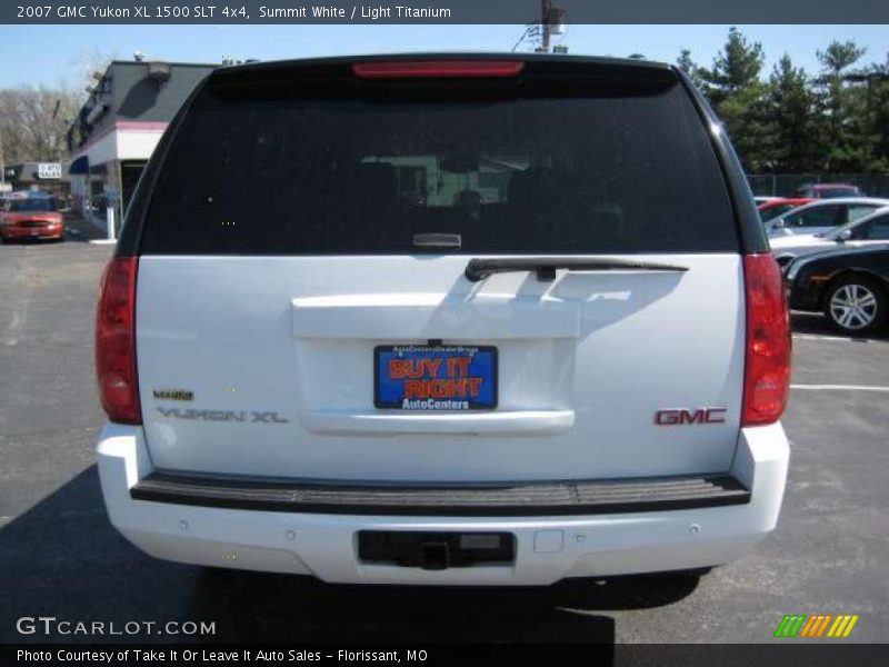 Summit White / Light Titanium 2007 GMC Yukon XL 1500 SLT 4x4