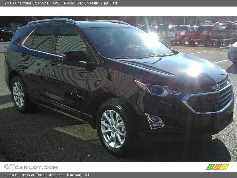 Mosaic Black Metallic / Jet Black 2018 Chevrolet Equinox LT AWD