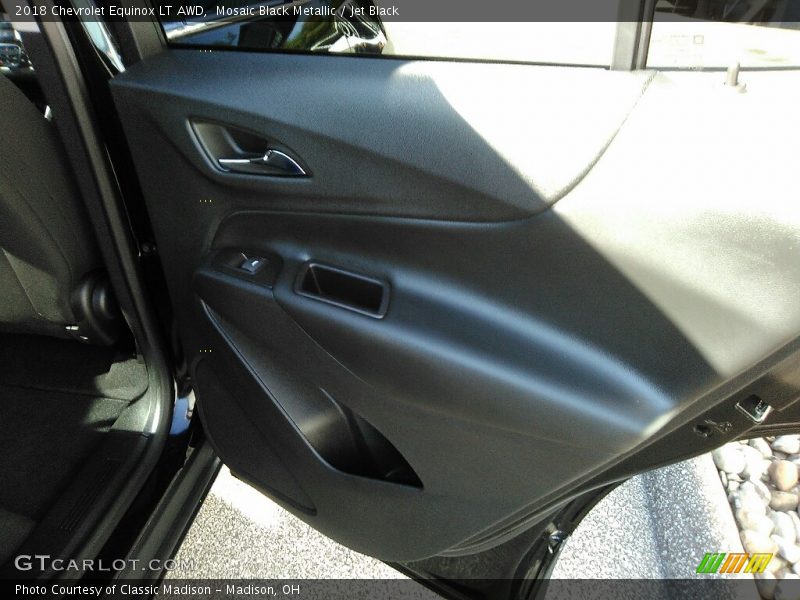 Mosaic Black Metallic / Jet Black 2018 Chevrolet Equinox LT AWD