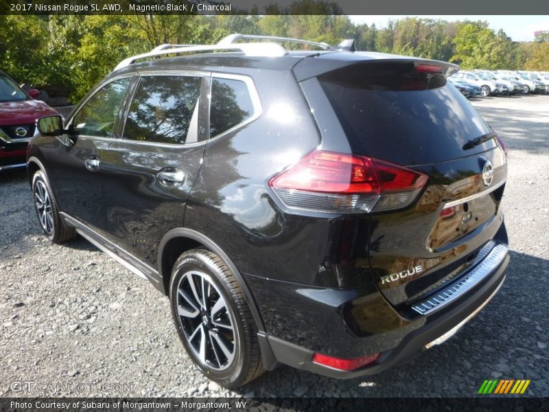 Magnetic Black / Charcoal 2017 Nissan Rogue SL AWD