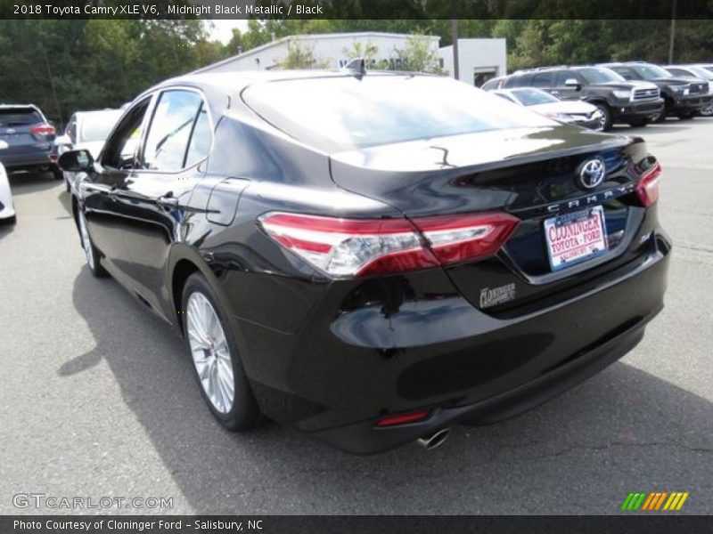 Midnight Black Metallic / Black 2018 Toyota Camry XLE V6