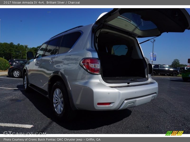Brilliant Silver / Charcoal 2017 Nissan Armada SV 4x4