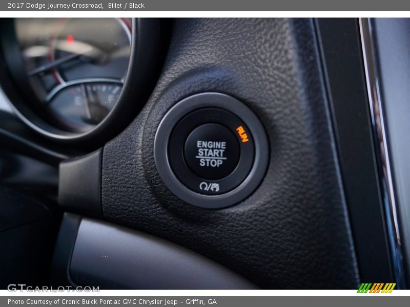 Billet / Black 2017 Dodge Journey Crossroad