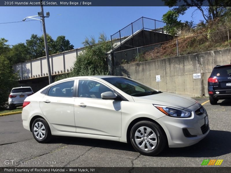 Misty Beige / Beige 2016 Hyundai Accent SE Sedan