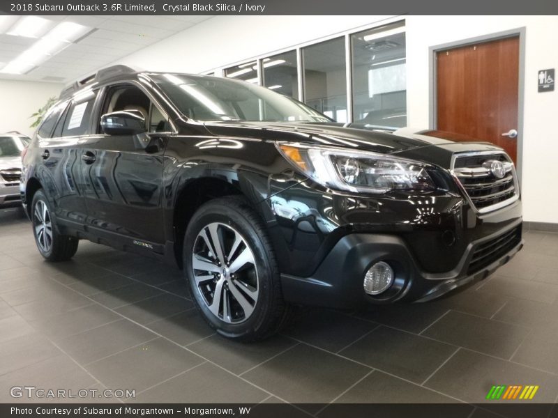 Crystal Black Silica / Ivory 2018 Subaru Outback 3.6R Limited