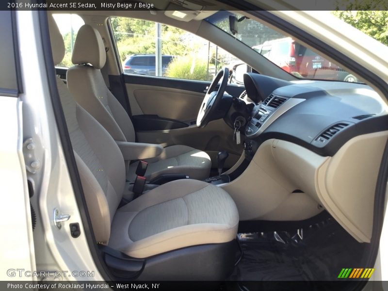 Misty Beige / Beige 2016 Hyundai Accent SE Sedan